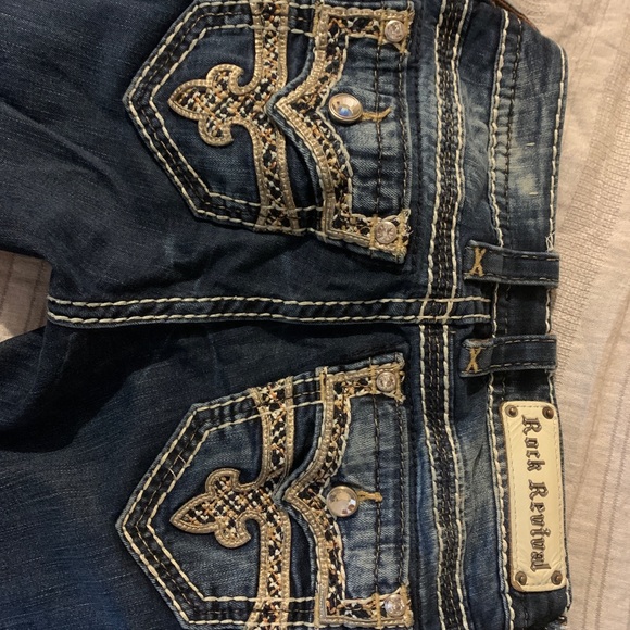 Rock Revival (like new)- straight leg - Picture 3 of 5